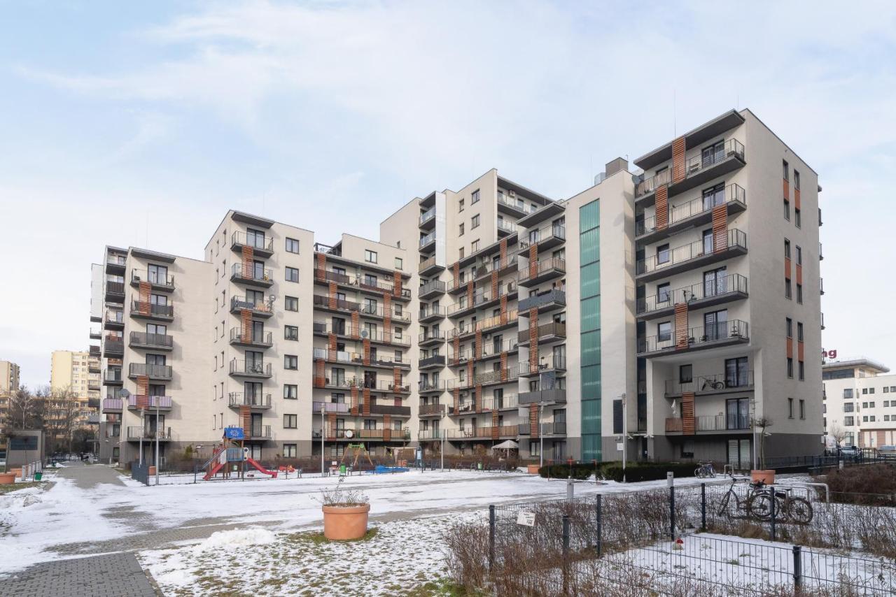 Dobrego Pasterza With Balcony Cracow By Renters Apartament