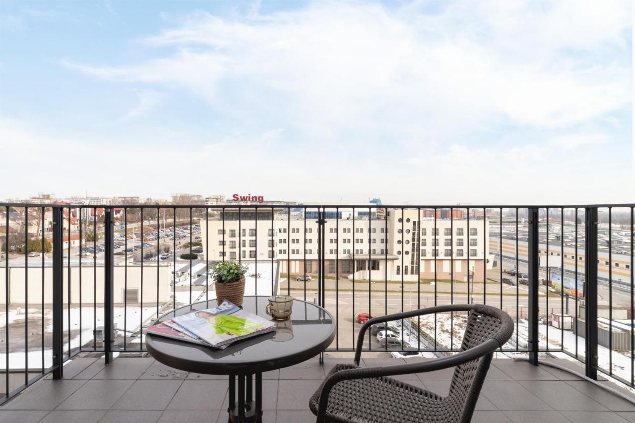 Dobrego Pasterza With Balcony Cracow By Renters Apartament